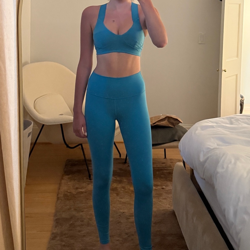 ALO Yoga Teal Activewear Set
